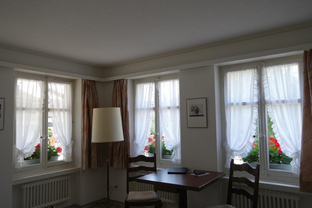 Gasthof Lowen Melchnau Room photo